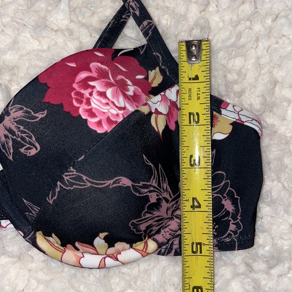 Women’s Newport News Bikini Top - Picture 8 of 8